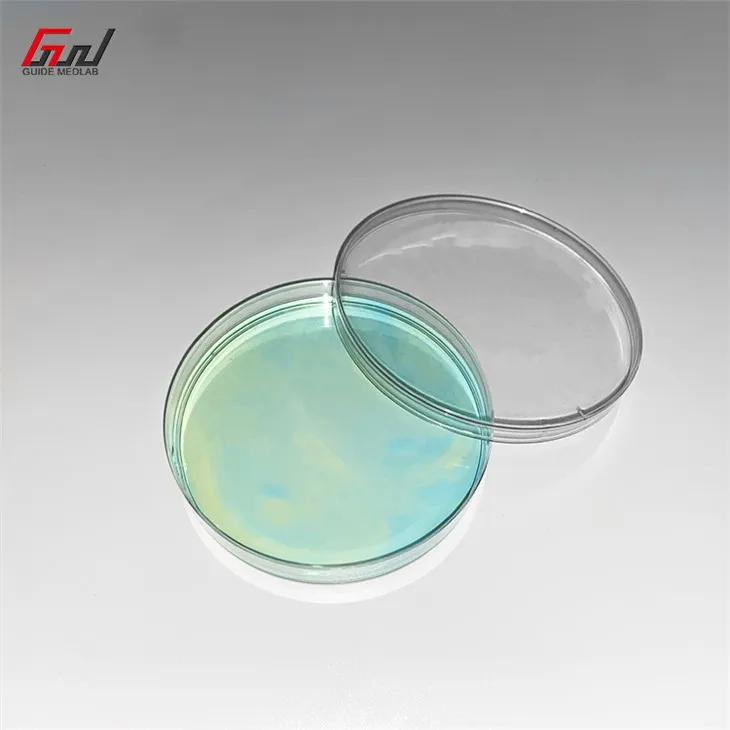 plastic cell culture dish