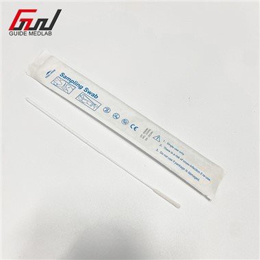 Écouvillonnage nasal pour test